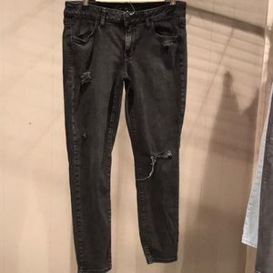 AE 12 short black distressed jegging